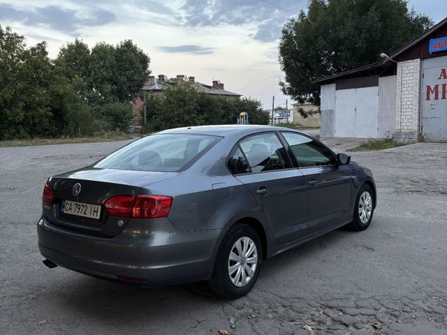 Volkswagen Jetta - зображення 4