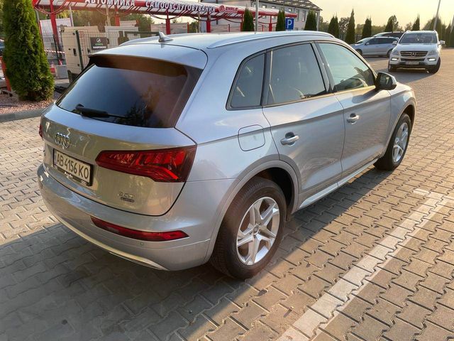 Audi Q5 - фото 5