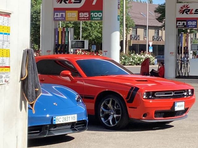 Dodge Challenger - зображення 1