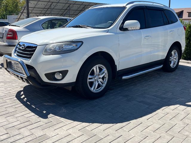 Hyundai Santa Fe - фото 1