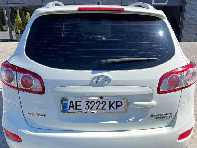 Hyundai Santa Fe - фото 5