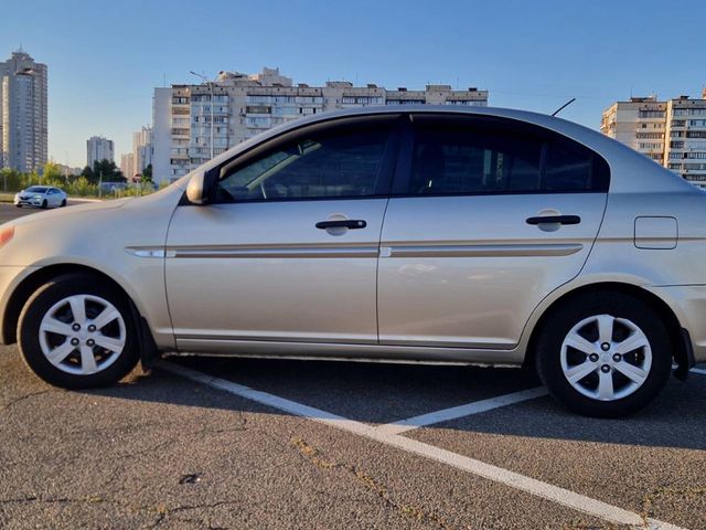 Hyundai Accent - зображення 4