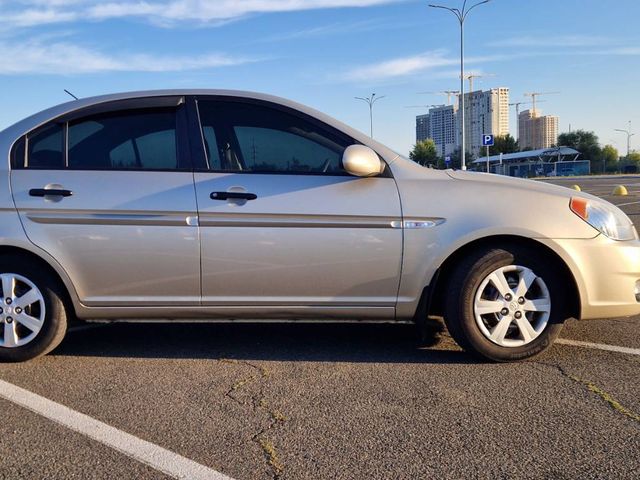 Hyundai Accent - зображення 5