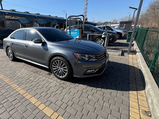 Volkswagen Passat (North America and China) - зображення 2