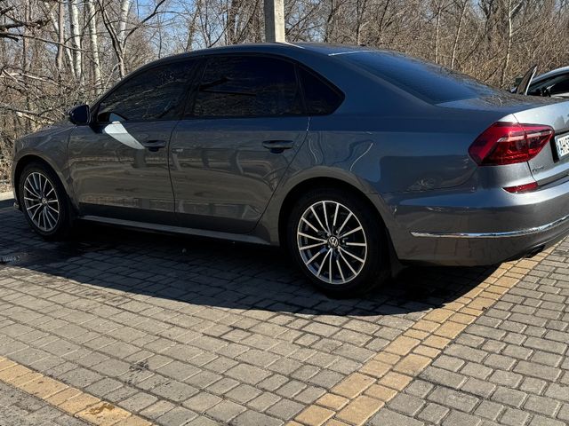 Volkswagen Passat (North America and China) - зображення 5