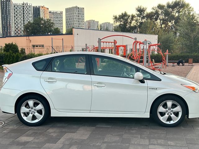 Toyota Prius - зображення 2