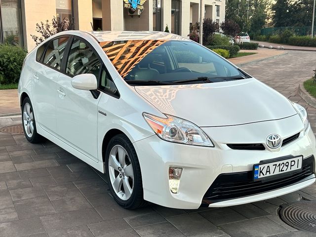 Toyota Prius - зображення 1