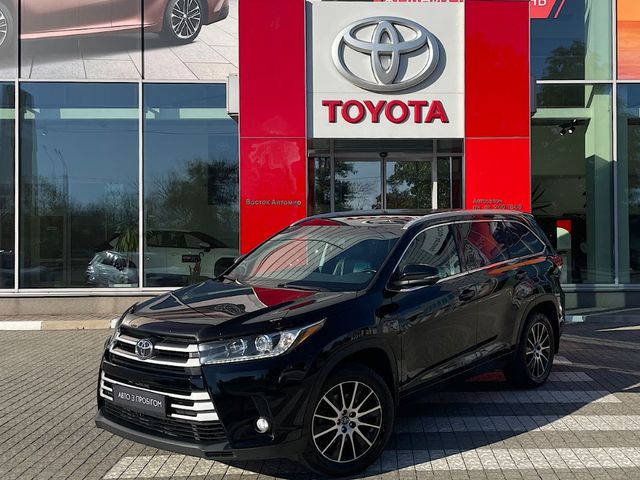 Toyota Highlander - зображення 1
