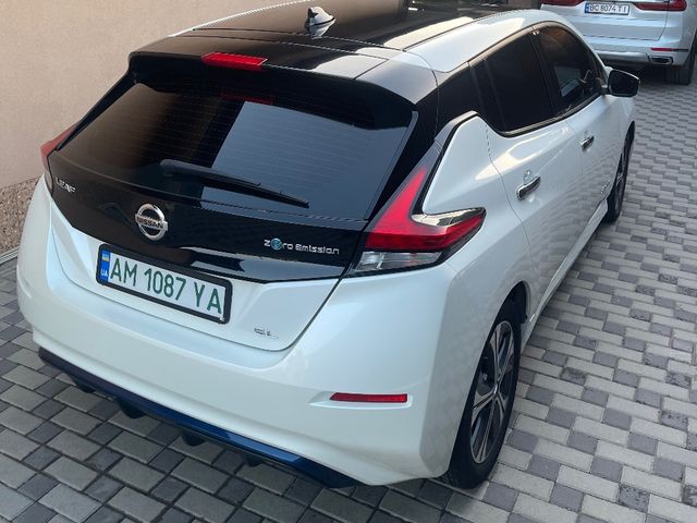Nissan Leaf - зображення 5