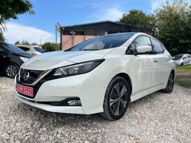 Nissan Leaf - зображення 1
