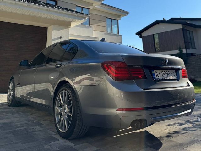 BMW 7 серії - зображення 5