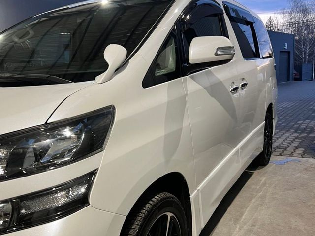 Toyota Vellfire - зображення 5