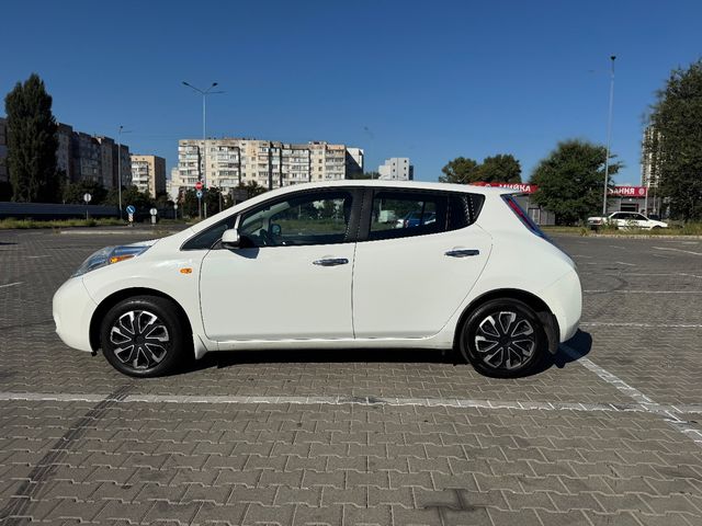 Nissan Leaf - зображення 4