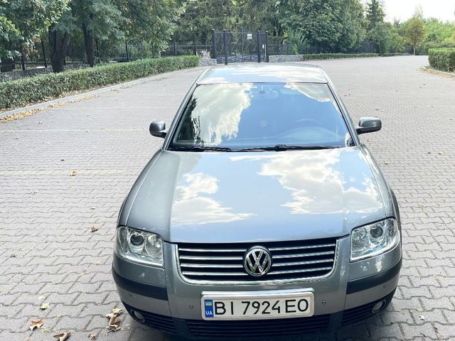 Volkswagen Passat - зображення 1