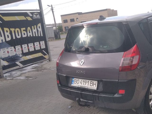 Renault Scenic - фото 3