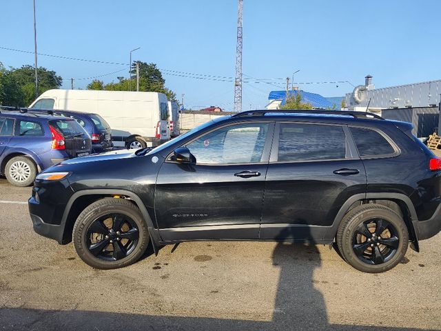 Jeep Cherokee - зображення 3