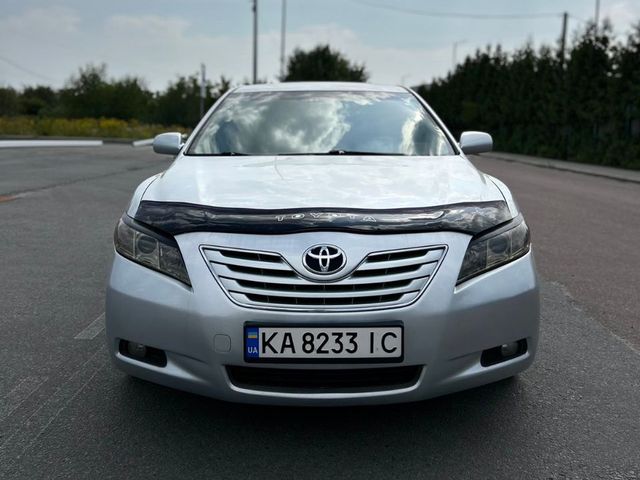 Toyota Camry - зображення 4