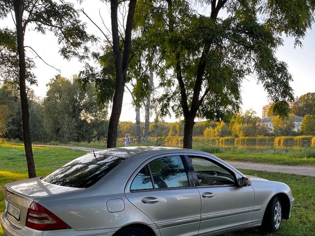 Mercedes-Benz C-Класс - зображення 5
