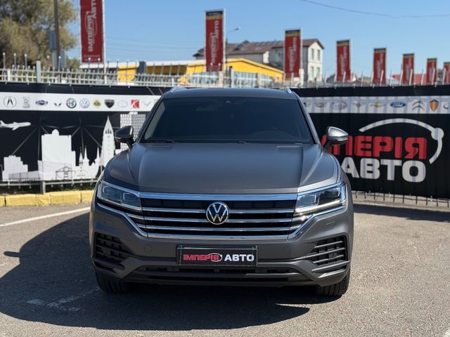 Volkswagen Touareg - зображення 4