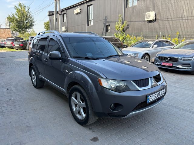 Mitsubishi Outlander - зображення 5