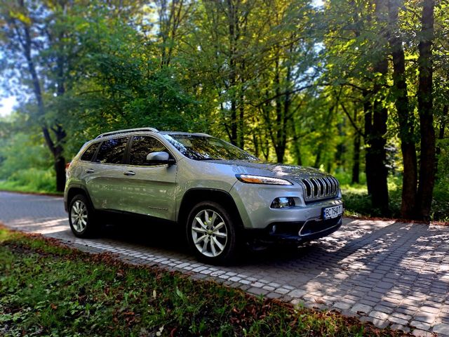 Jeep Cherokee - зображення 3