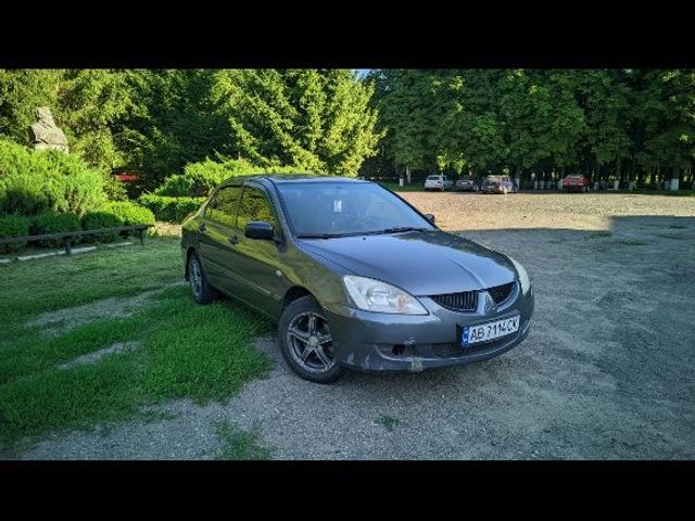 Mitsubishi Lancer - зображення 1