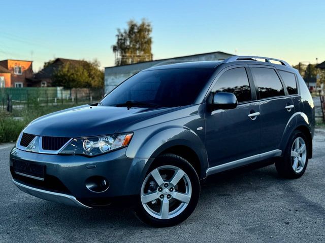 Mitsubishi Outlander - зображення 1