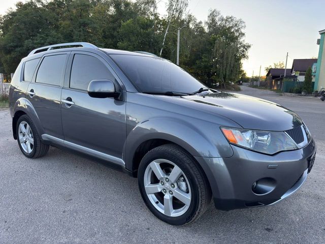 Mitsubishi Outlander - зображення 2