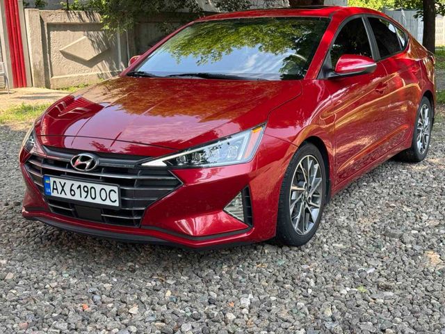 Hyundai Elantra - фото 5