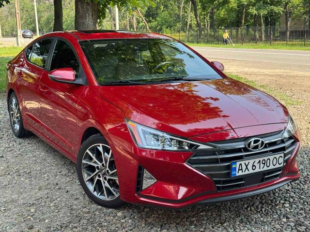 Hyundai Elantra - фото 2