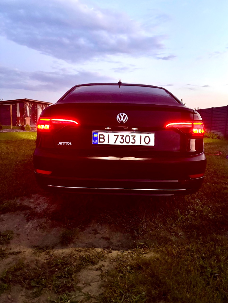 Volkswagen Jetta - фото 4