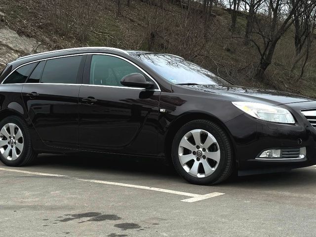 Opel Insignia - фото 2