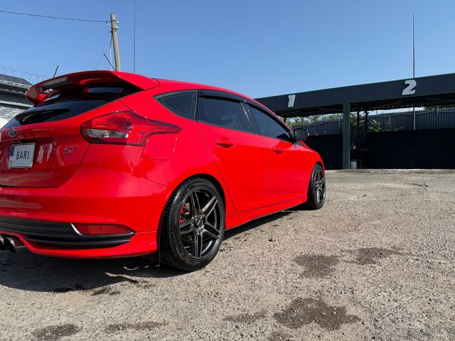 Ford Focus ST - зображення 3