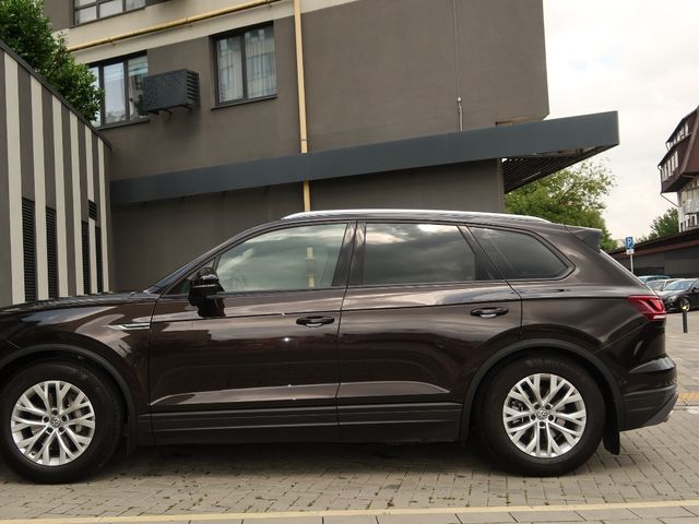 Volkswagen Touareg - зображення 4