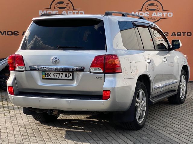 Toyota Land Cruiser - зображення 5