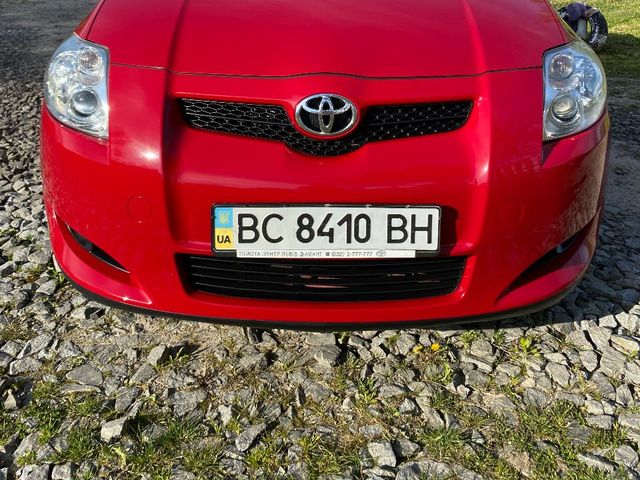Toyota Auris - зображення 5
