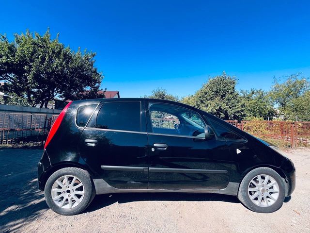 Mitsubishi Colt - фото 4