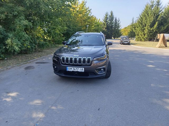 Jeep Cherokee - зображення 2
