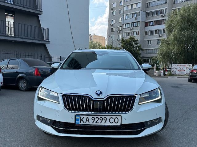Skoda Superb - фото 3