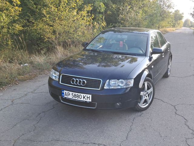 Audi A4 - зображення 1
