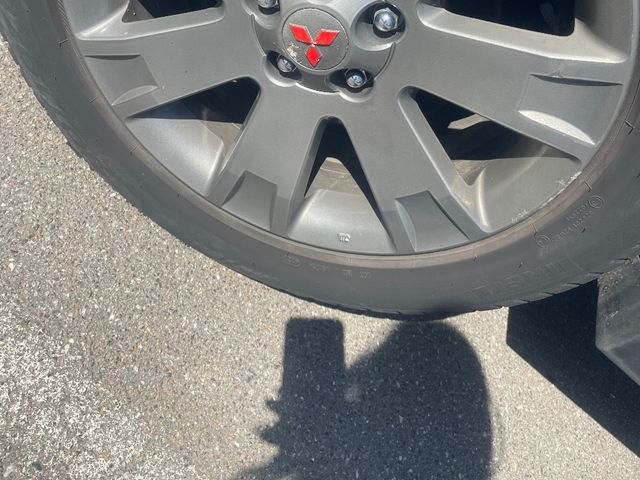 Mitsubishi Outlander - зображення 3