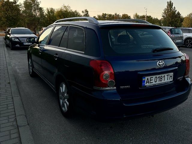 Toyota Avensis - зображення 4