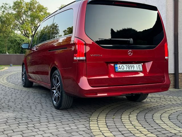 Mercedes-Benz V-Класс - зображення 4