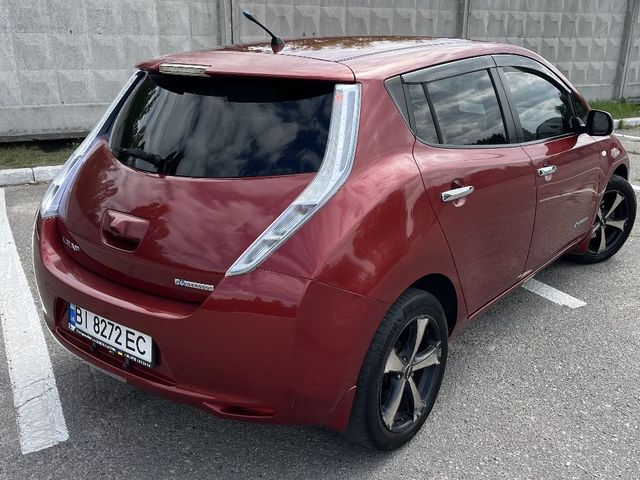 Nissan Leaf - зображення 2