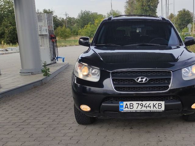 Hyundai Santa Fe - фото 3