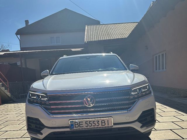 Volkswagen Touareg - зображення 5