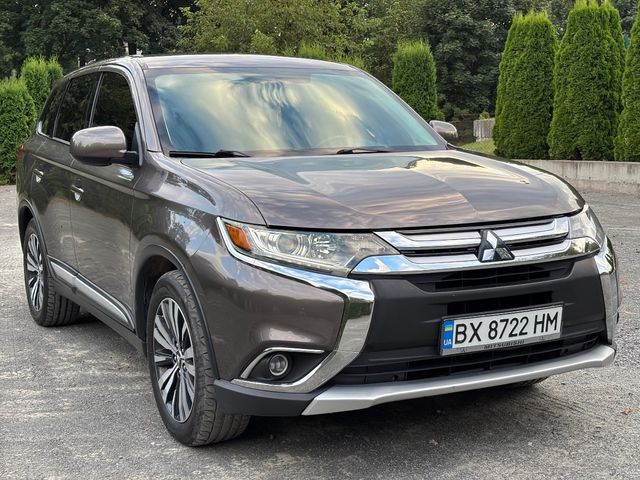 Mitsubishi Outlander - зображення 3