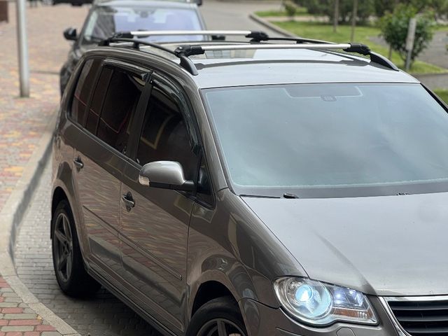 Volkswagen Touran - зображення 2