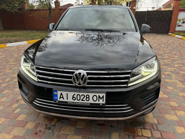 Volkswagen Touareg - зображення 2