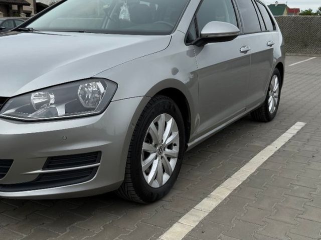 Volkswagen Golf - зображення 2